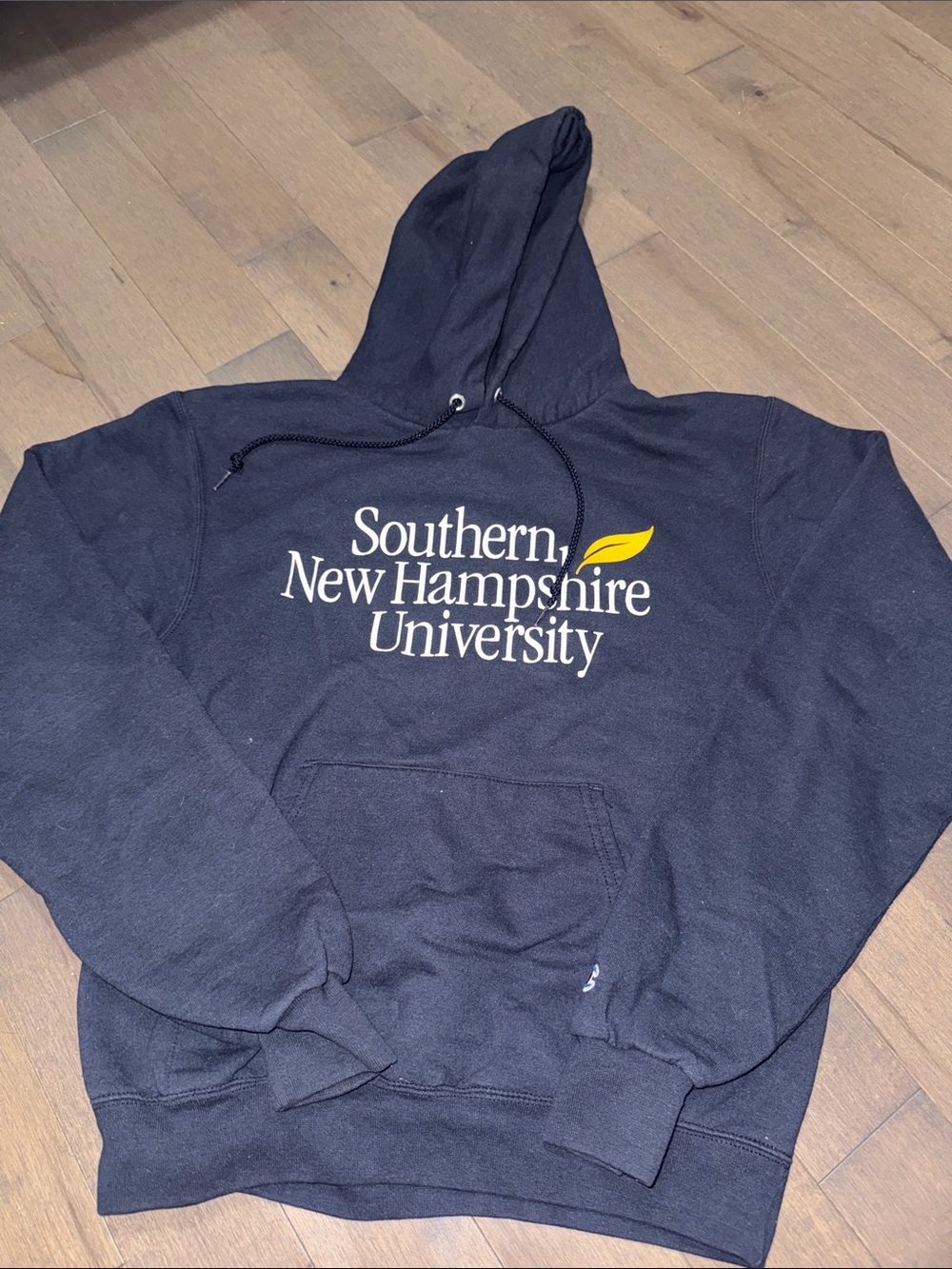 Champion Navy Southern New Hampshire University Pullover Hoodie